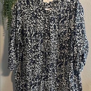 2/$12 Loft Printed Blouse Loft Lightweight Blouse